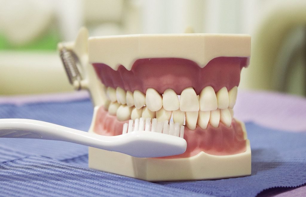 Brushing Tips For Your Teeth-Brushing Tips